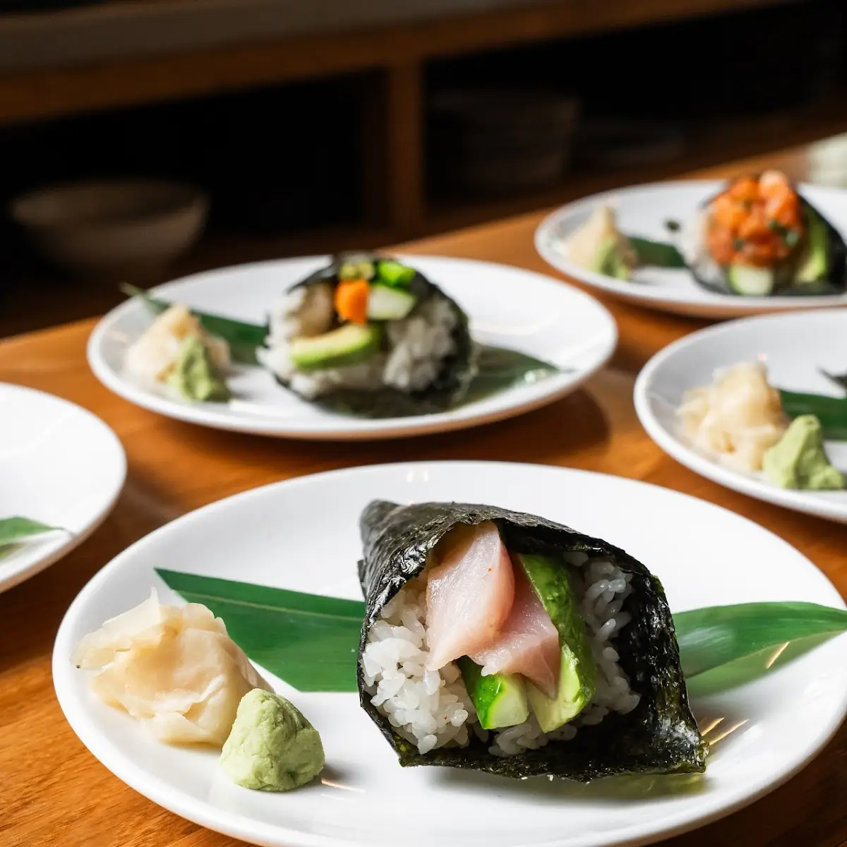 Hamachi Hand Roll