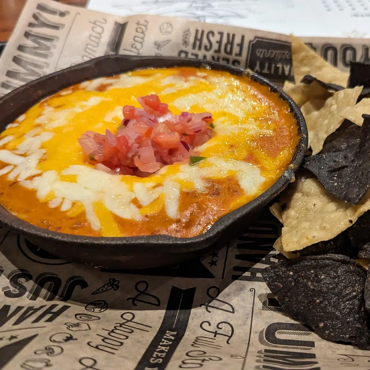 Chili Queso Dip