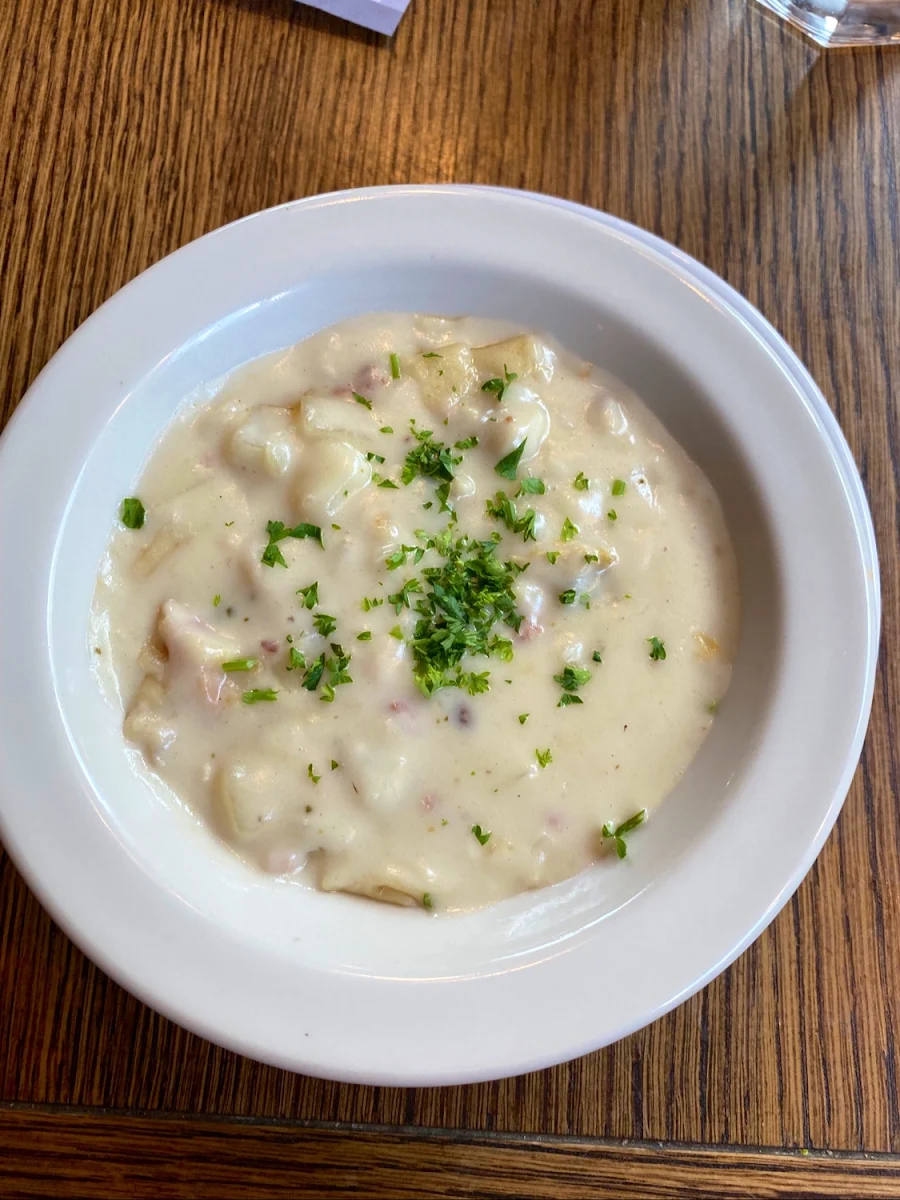 Clam Chowder Soup, The Old Spaghetti Factory (Kelowna)