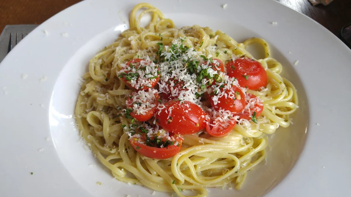 Pesto Linguine, The Old Spaghetti Factory (Kelowna)