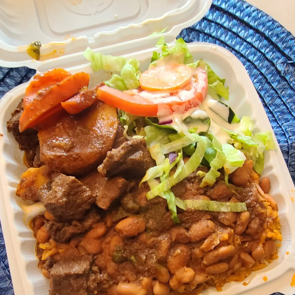 Stew Beef w Rice N Beans N Salad