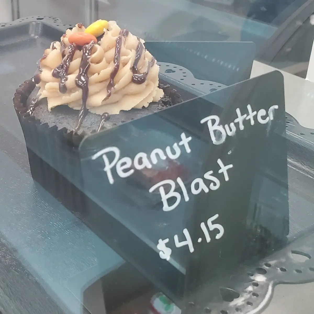 Peanut Butter Blast Cupcake