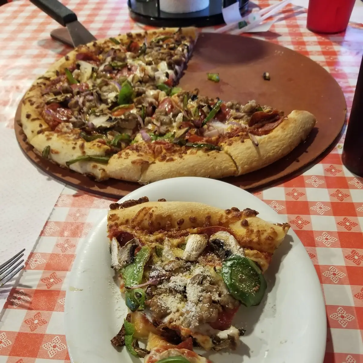 Hand Tossed Supreme Pizza