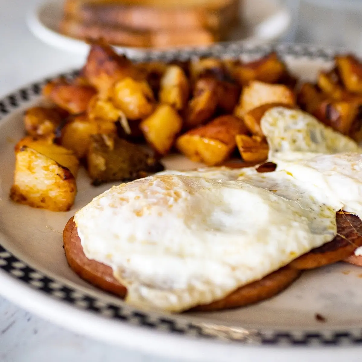 Eggs Any Style wth Home Fries