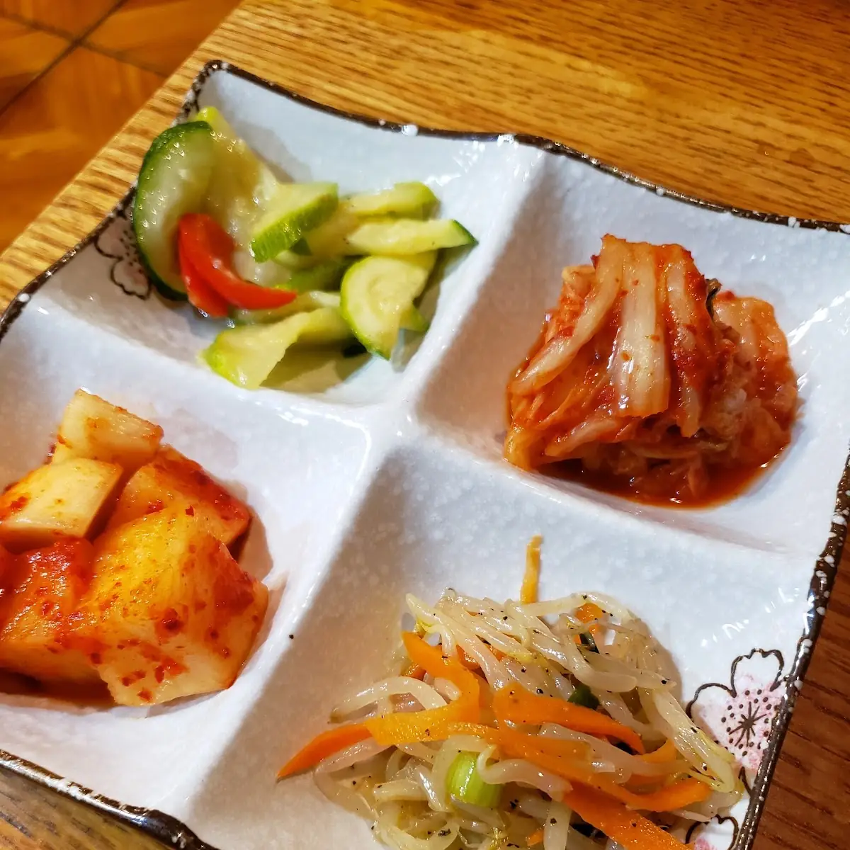 dubu kimchi 두부김치