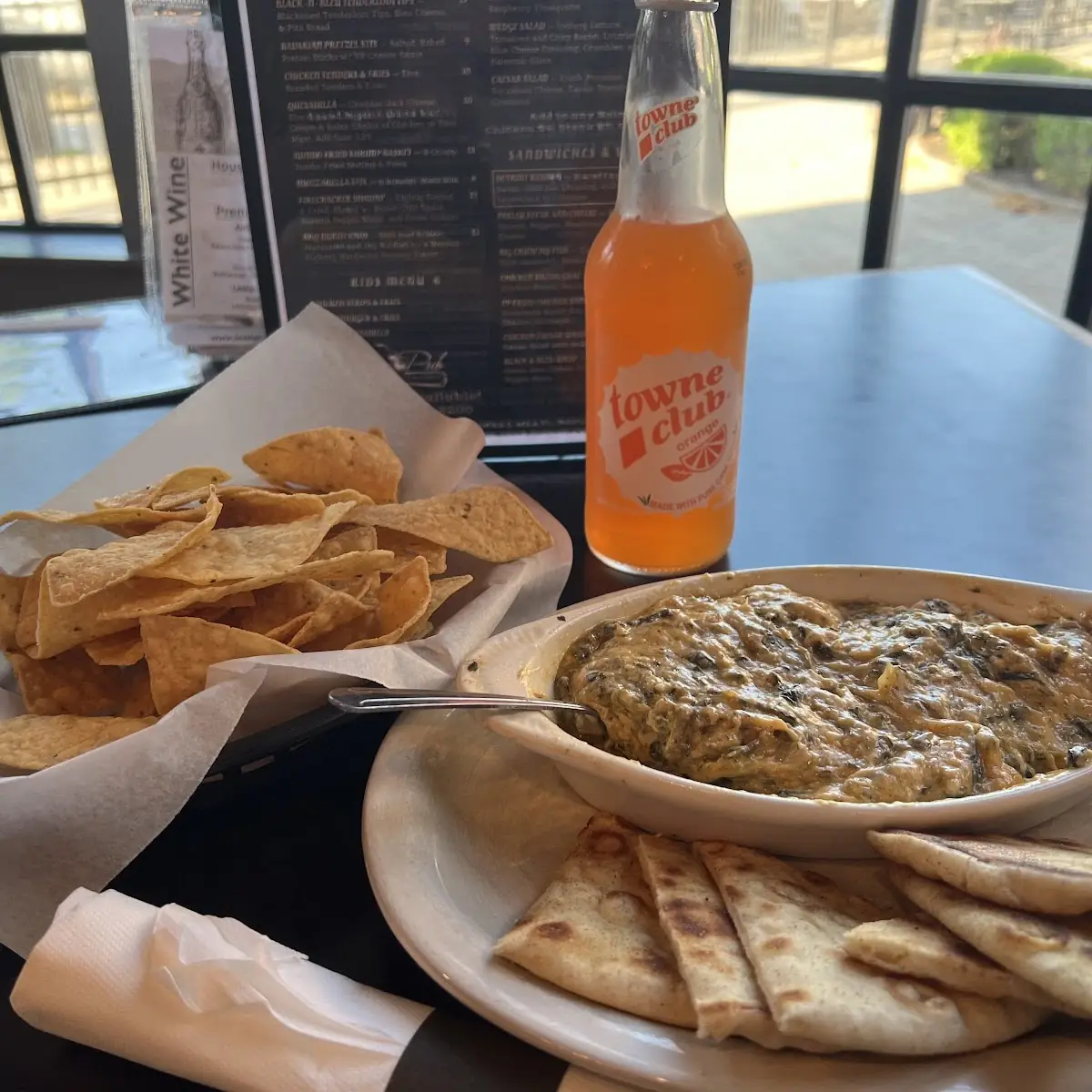 Spinach Artichoke Dip with Pita Bread