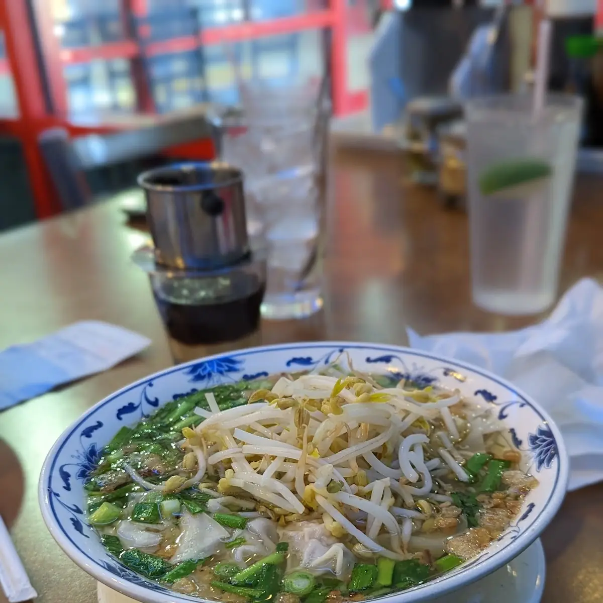 Wonton Egg Noodles Soup