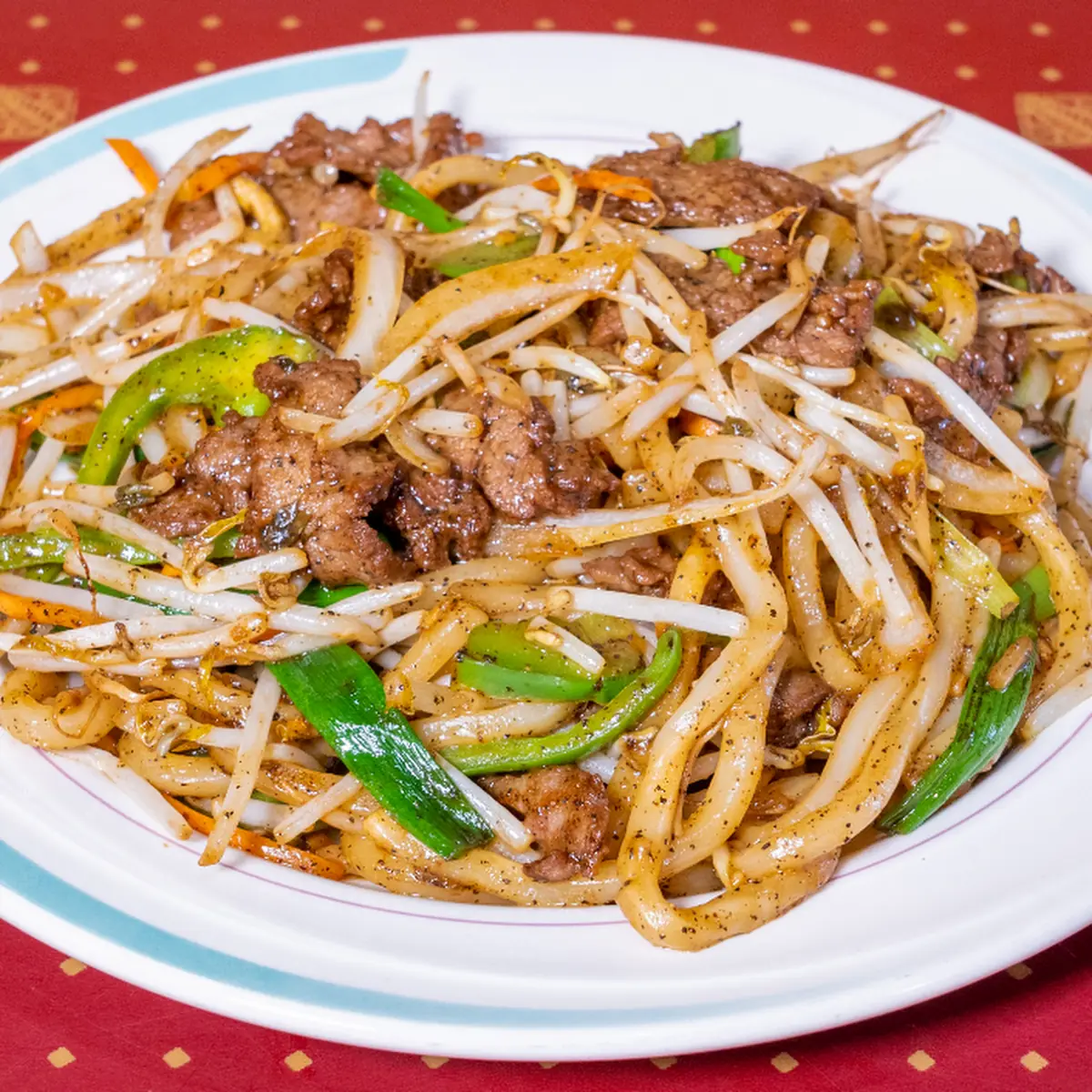 Black Pepper Beef Udon Noodle