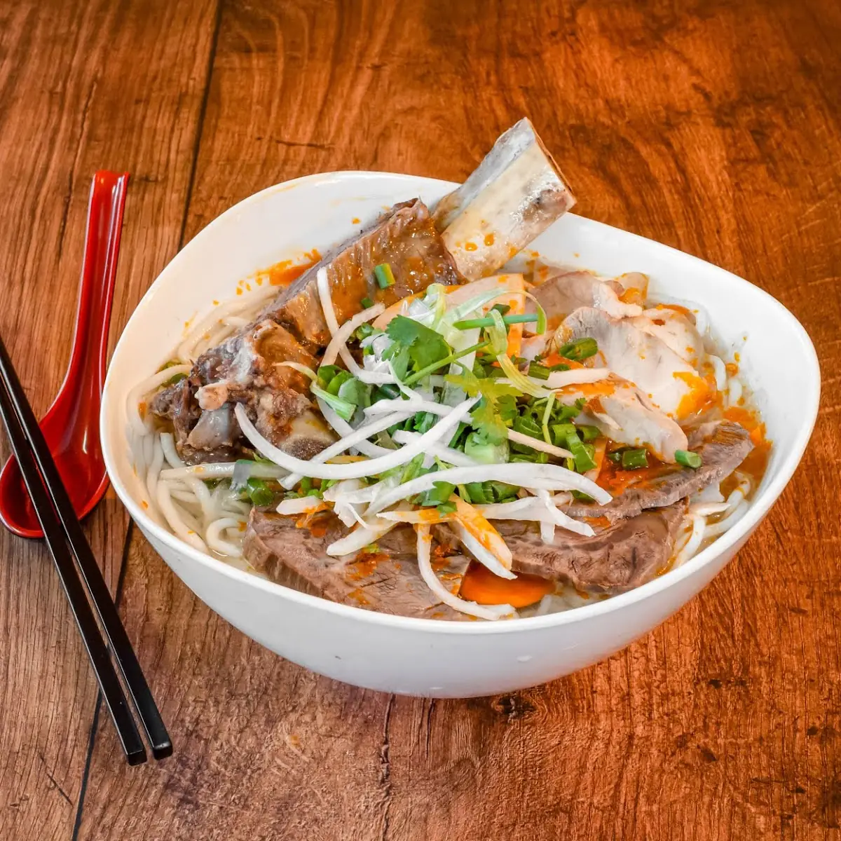 Pho Tai