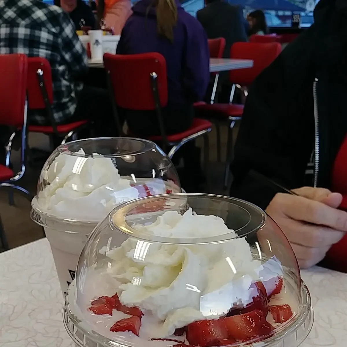 Fresh Strawberry Milk Shake