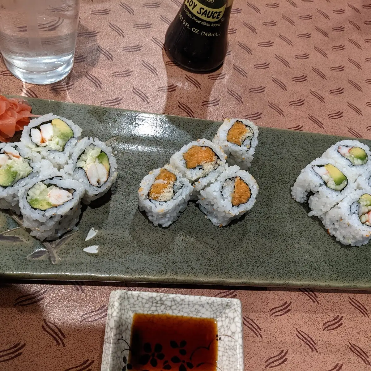 Boston Philadelphia & Spicy Tuna Roll