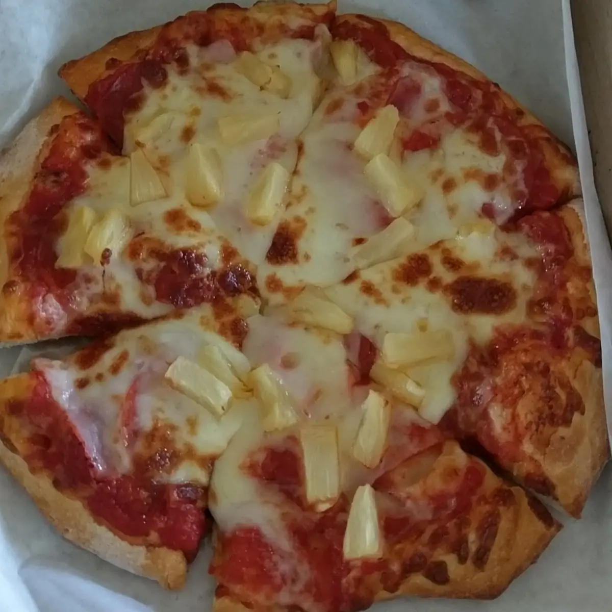 Hawaiian Pizza