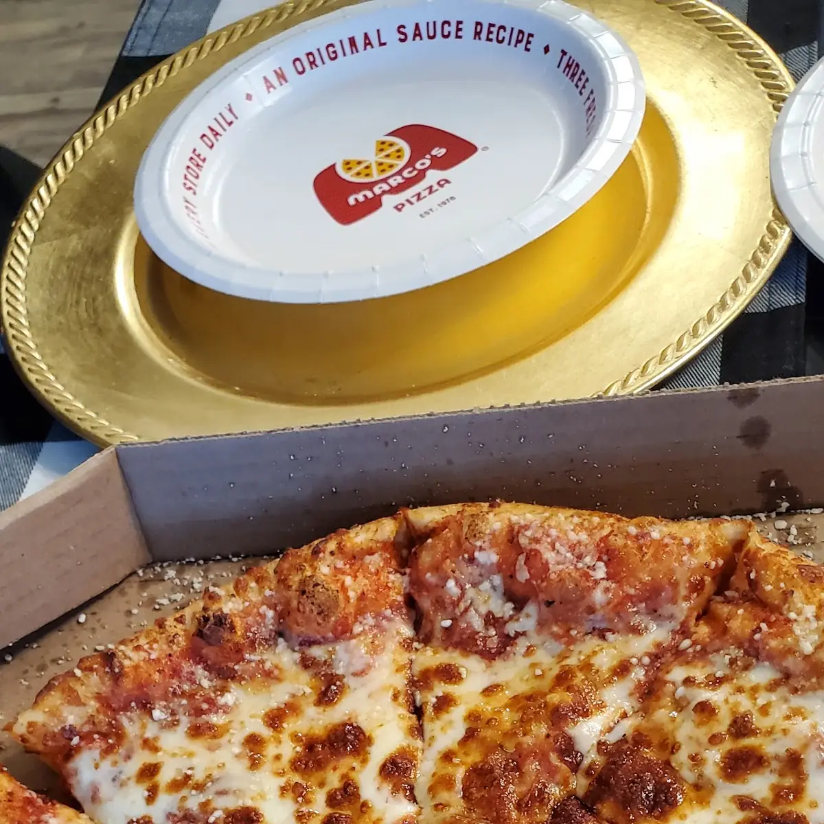 Extra Cheese Pizza