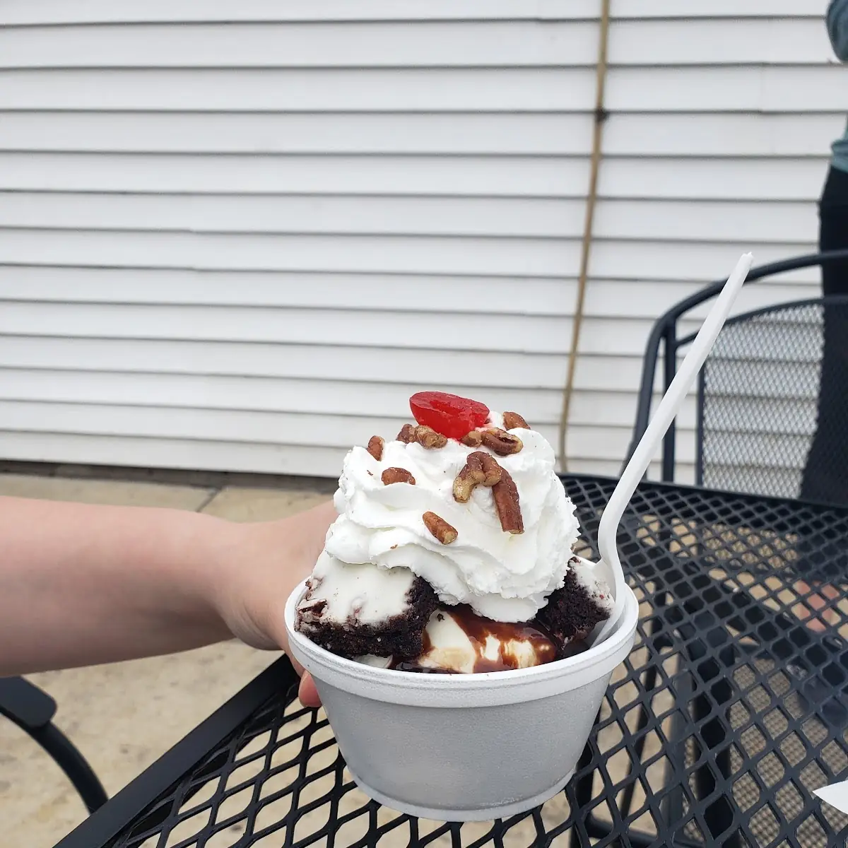 Fudge Brownie Sundae