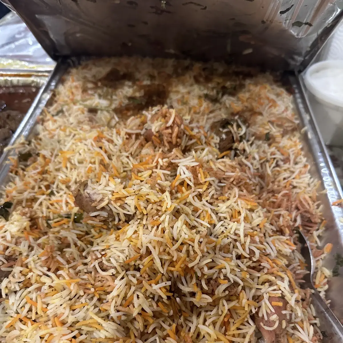 Veg FP (Shallow Tray of Veg Biryani, 1-Appetizer,1-Entree,2-Naans,1-Dessert,1 Soda)