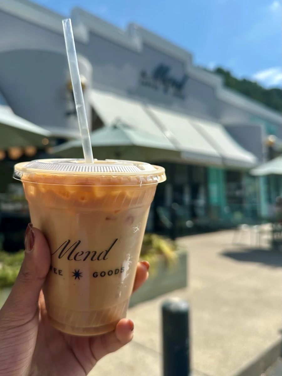 Iced Almond Milk Vanilla Latte