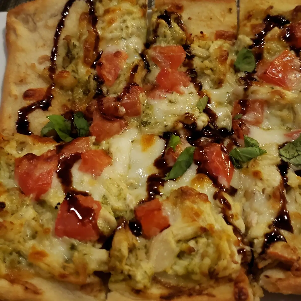 Chicken Alfredo Flatbread