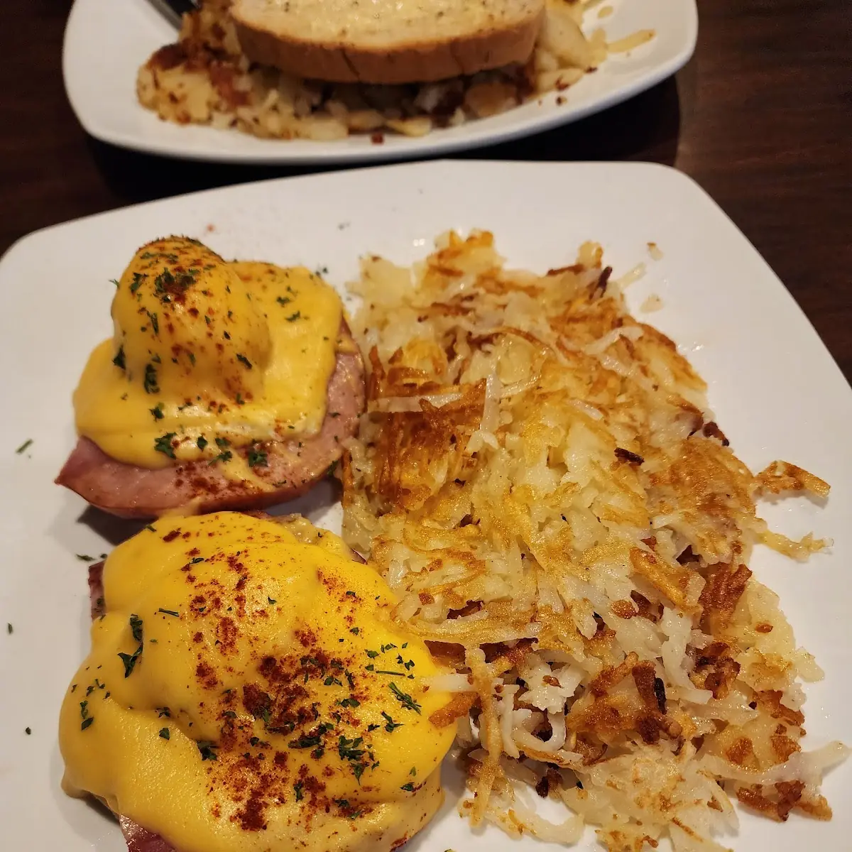Eggs Benedict with Hash Browns