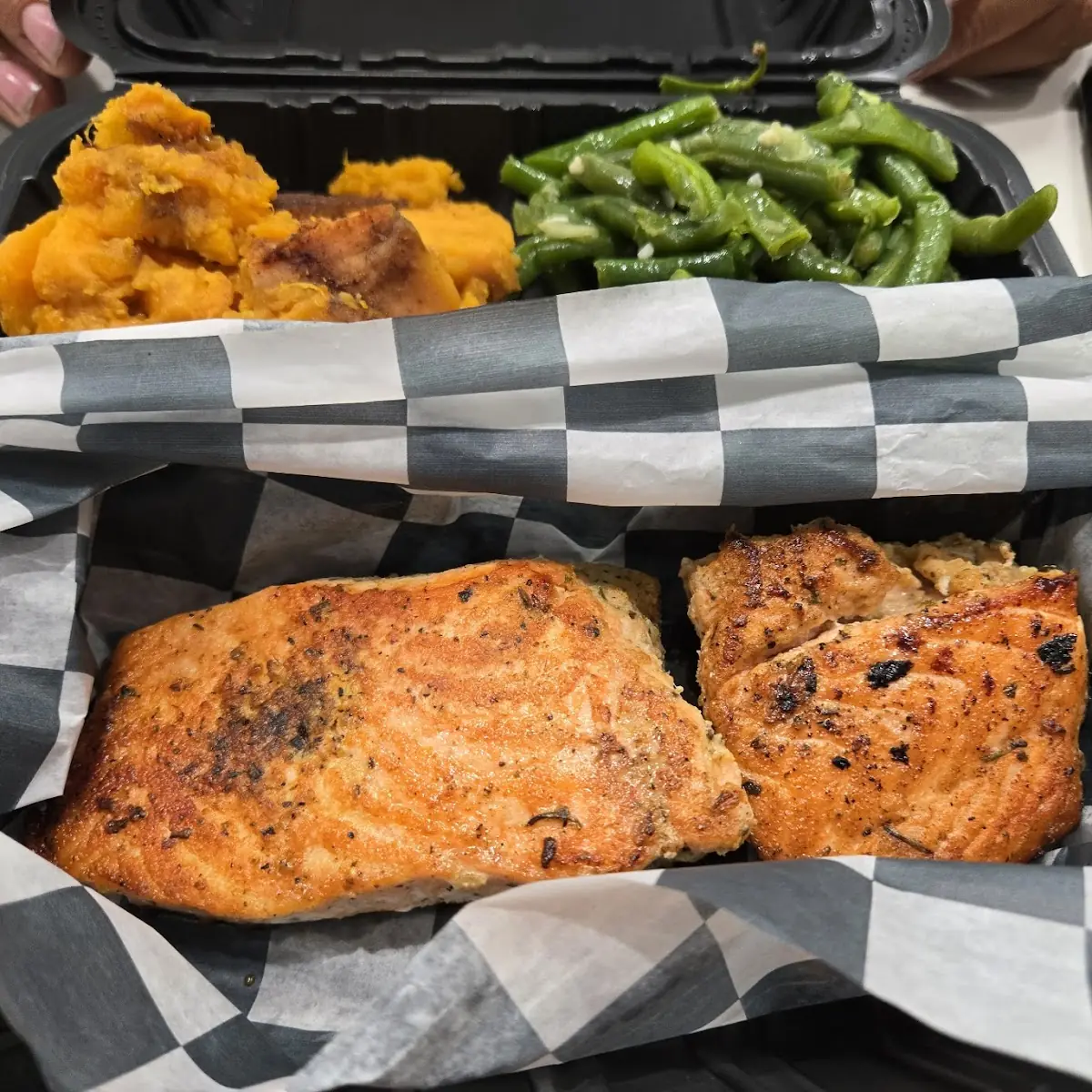 Grilled Salmon Dinner