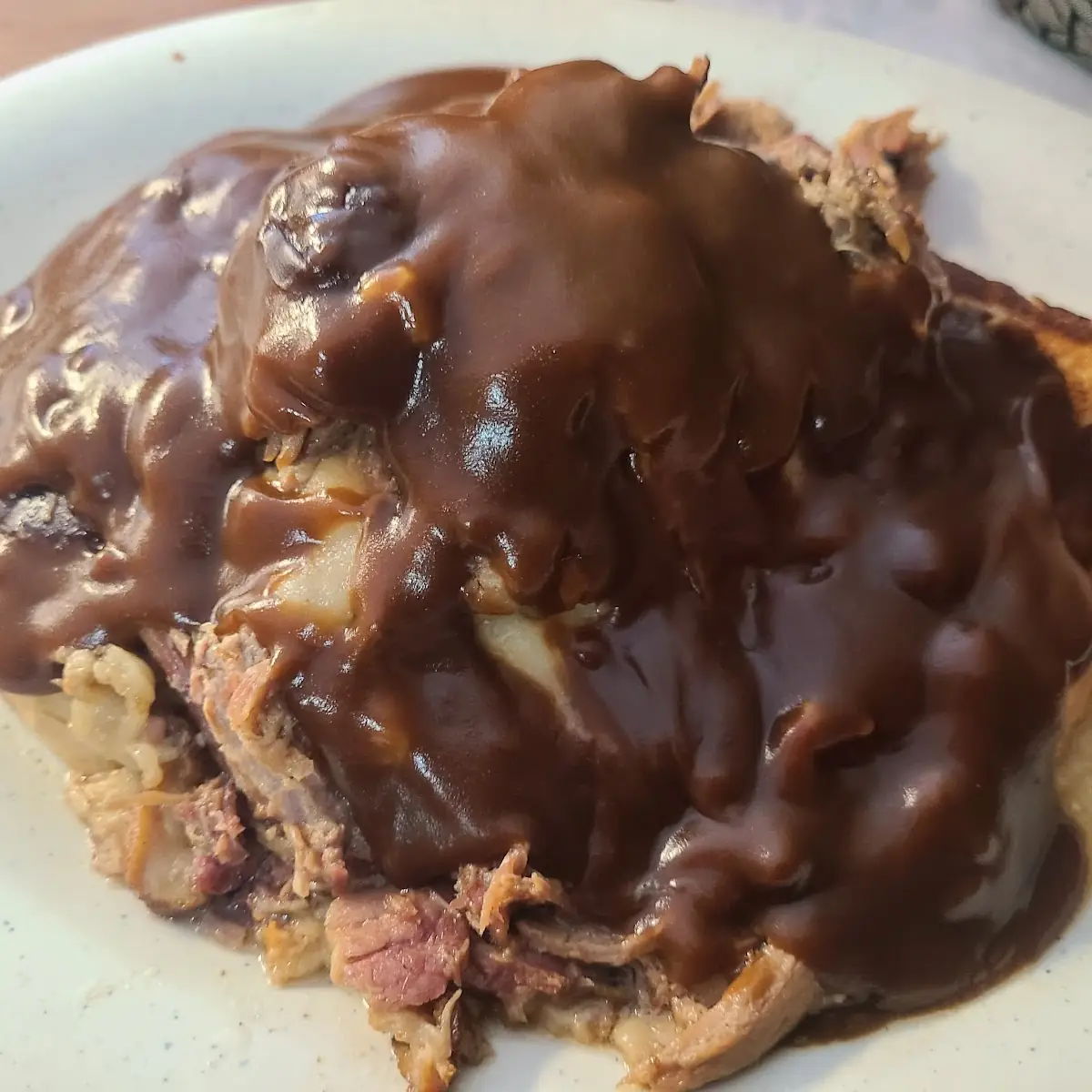 Open Faced Roast Beef Sandwich over Mashed Potatoes