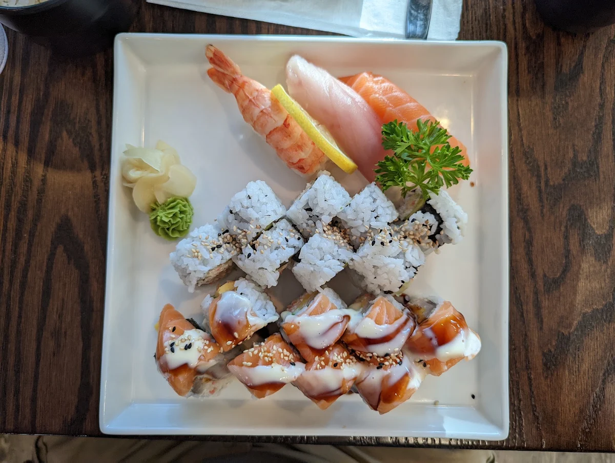 House Roll Special, Sushi Nara-Gladwin