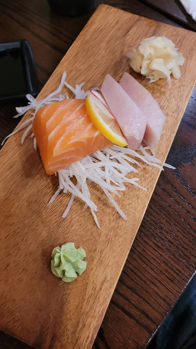 Sashimi Appetizer, Sushi Nara-Gladwin