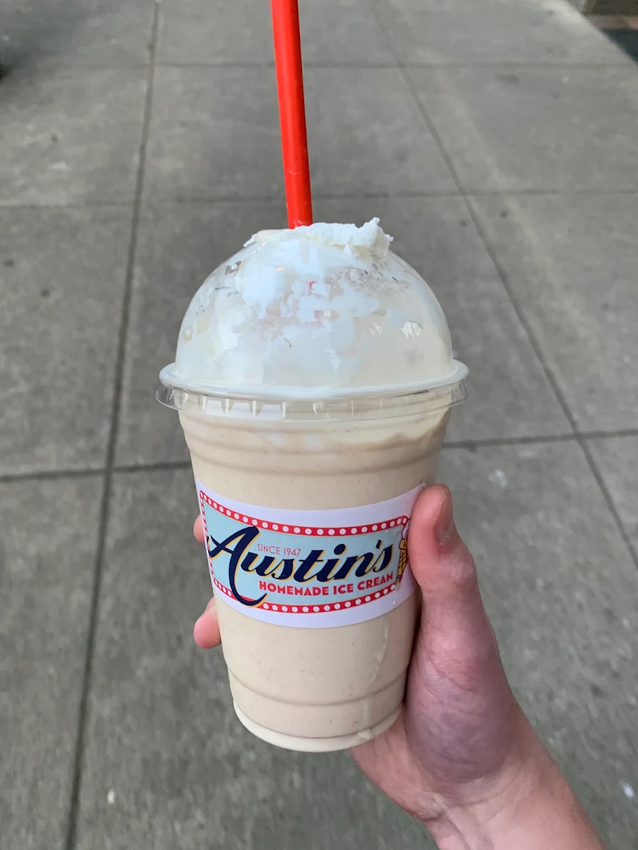 Fluffernutter Milkshake