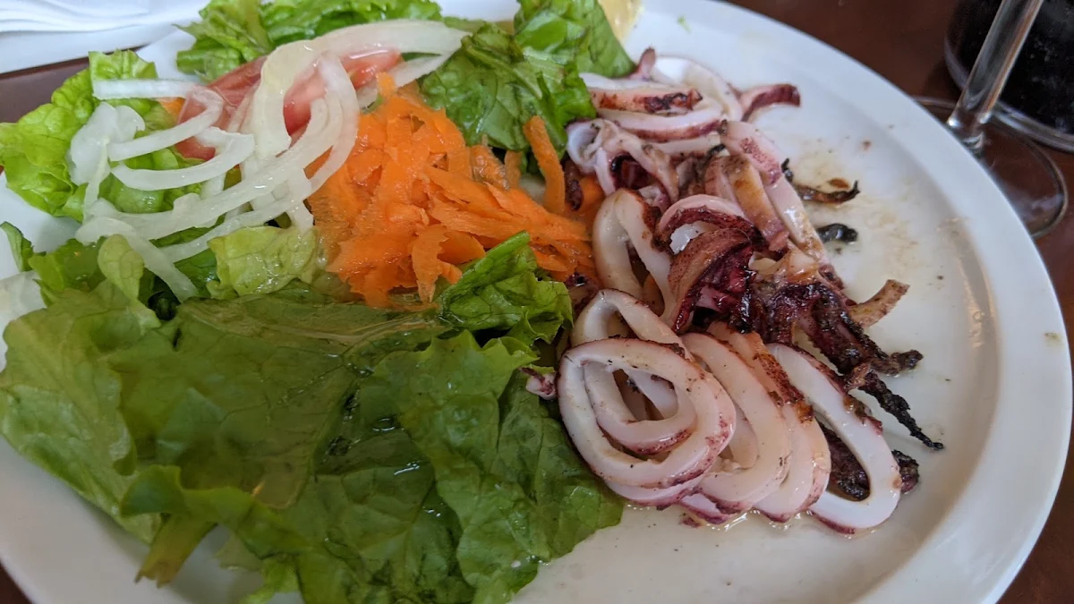 Calamars Grillés / Grilled Calamari