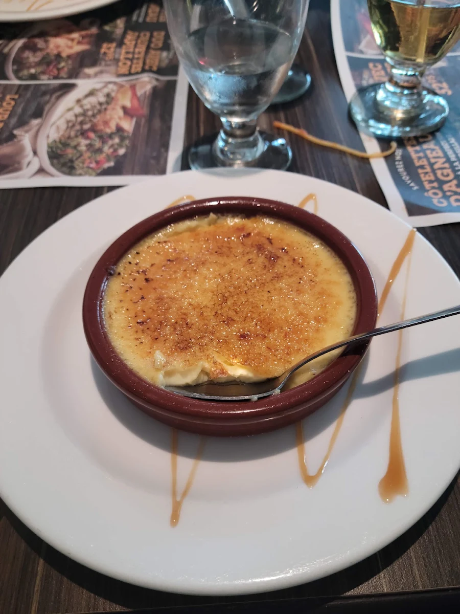 Crème Brûlée, Casa Grecque