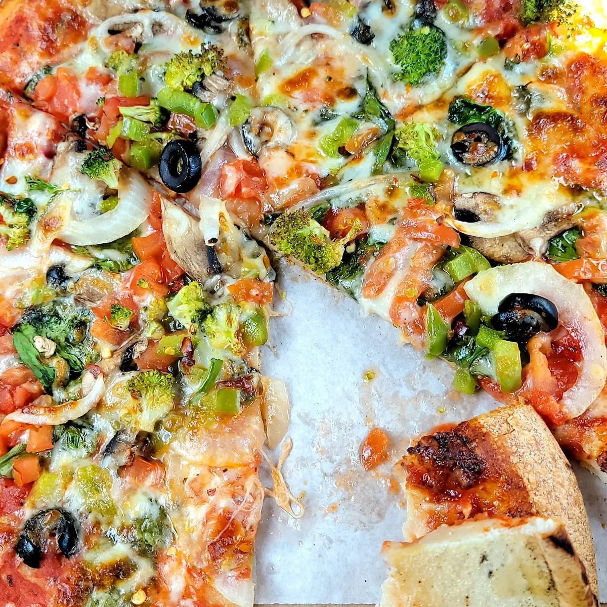 Veggie Delight Pizza