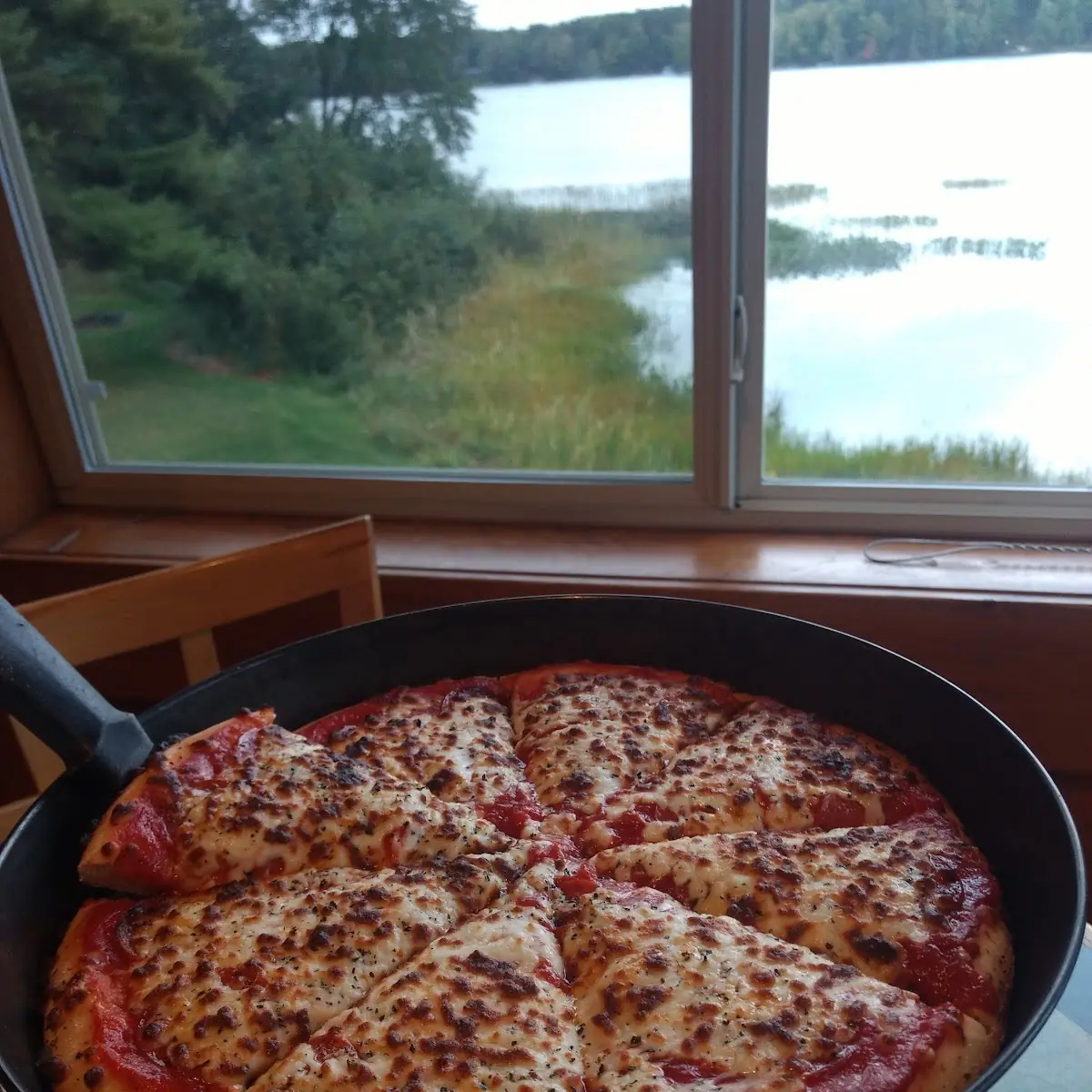 Pepperoni Pan Pizza