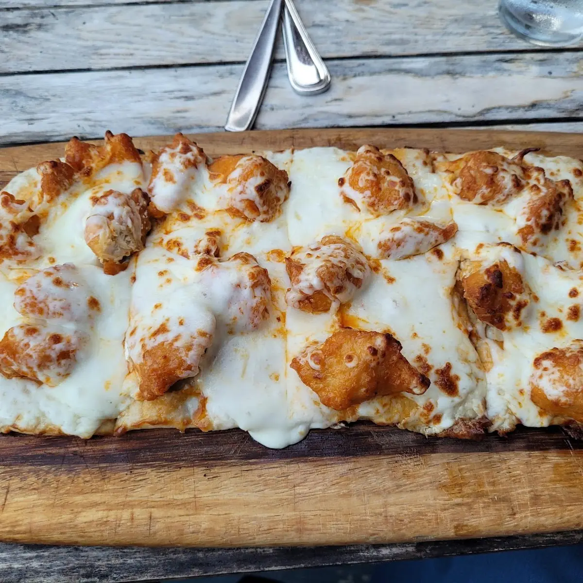 Buffalo Chicken Flatbread