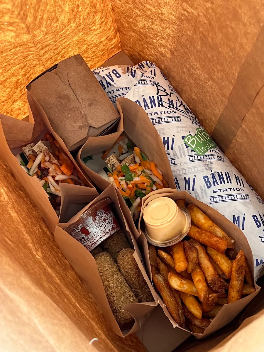 Vegan Mozzarella Sticks