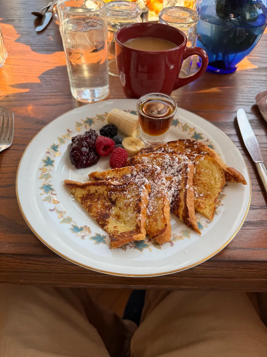 French Toast with Berries and Maple Syrup