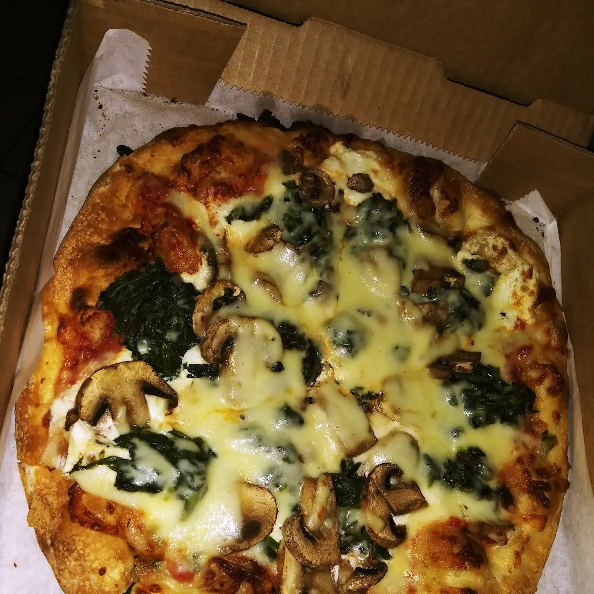 Spinach and Mushroom Pizza