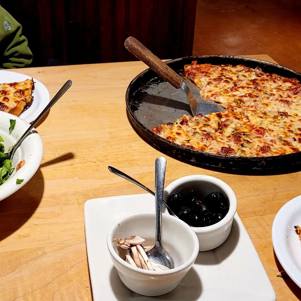 Thin Crust Sausage