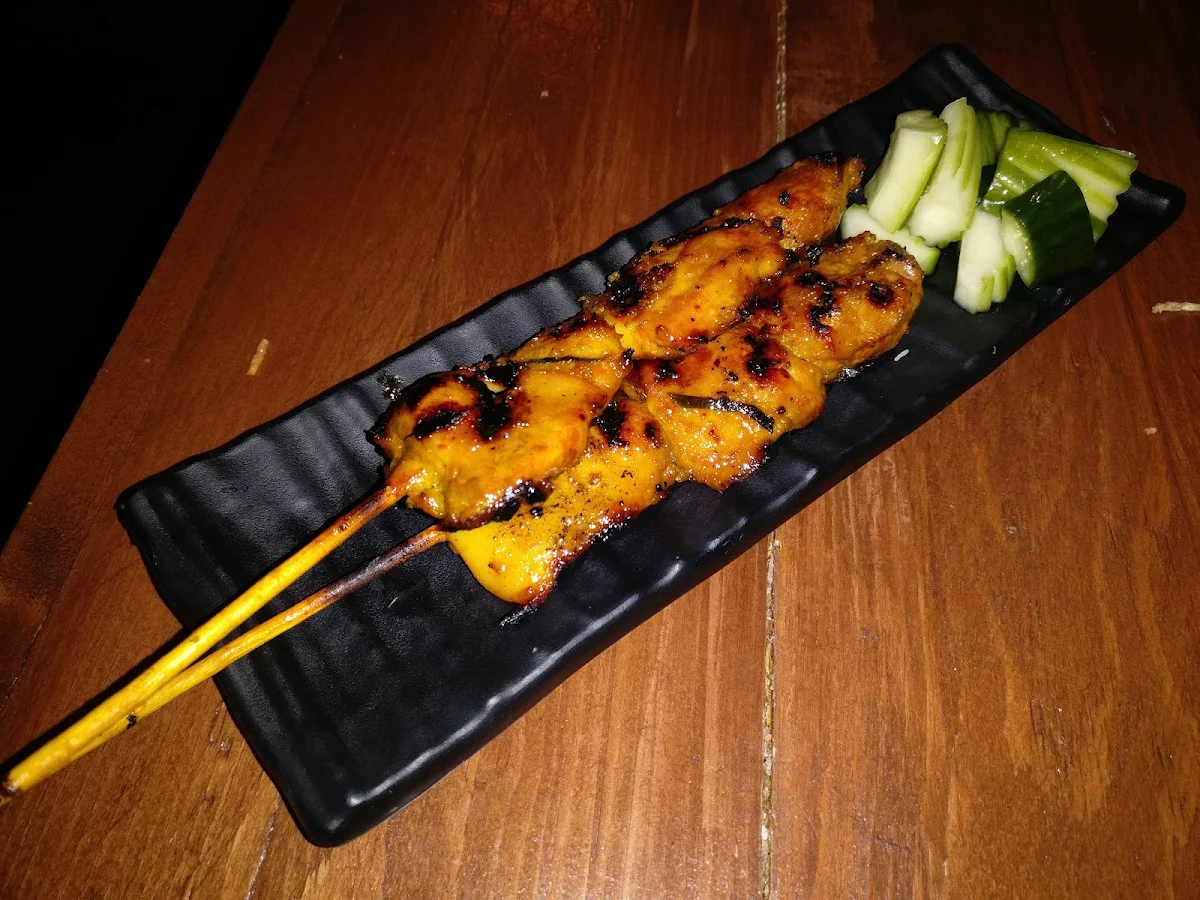 Chicken Skewers, Les Street Monkeys