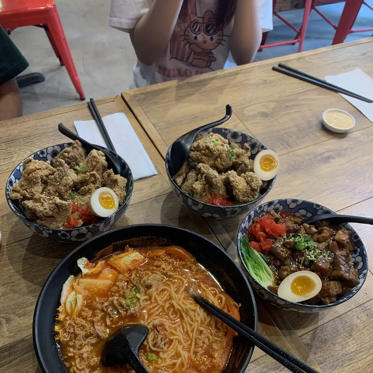 Tomato Sliced Beef Noodles