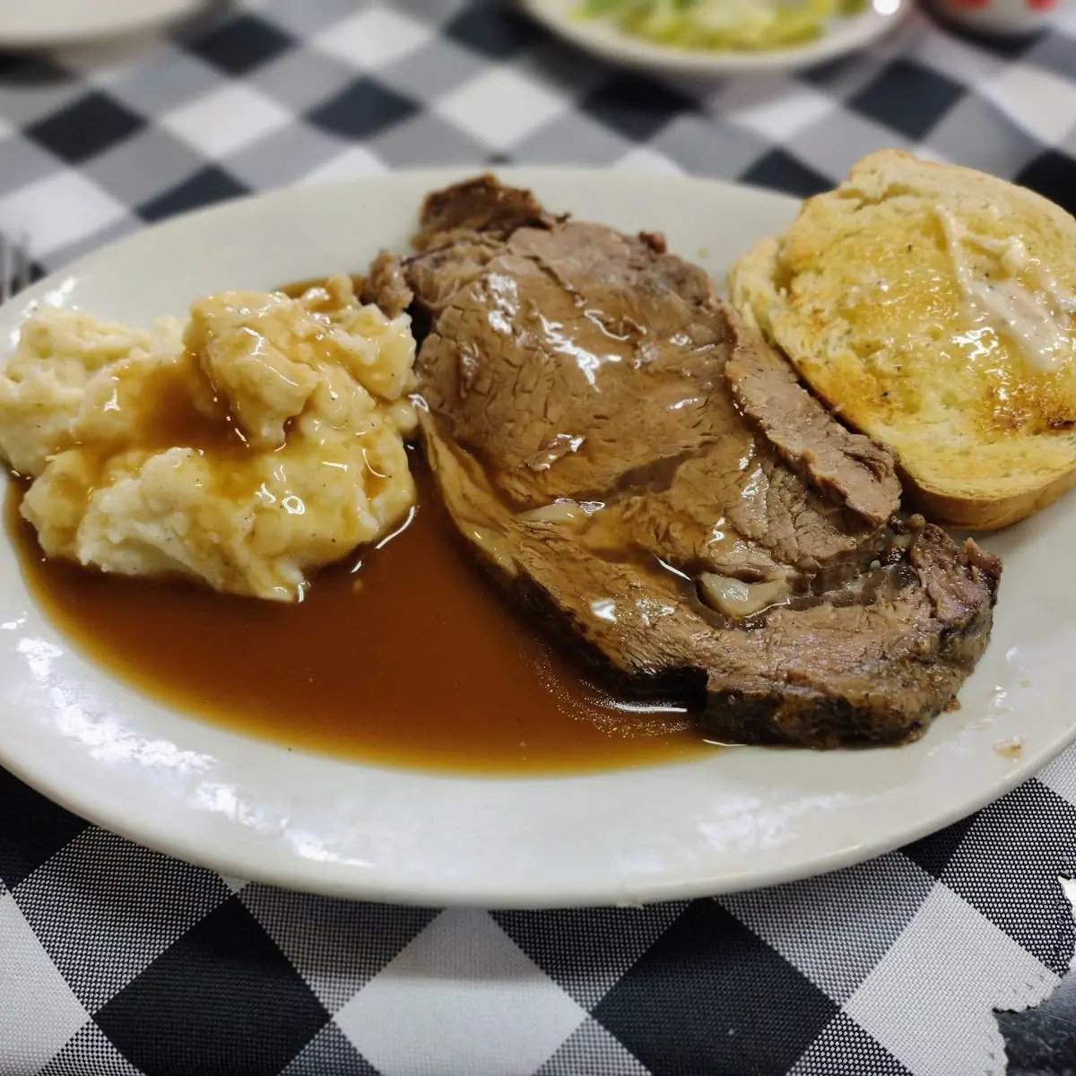 Prime Rib with Garlic Mashed Potatoes