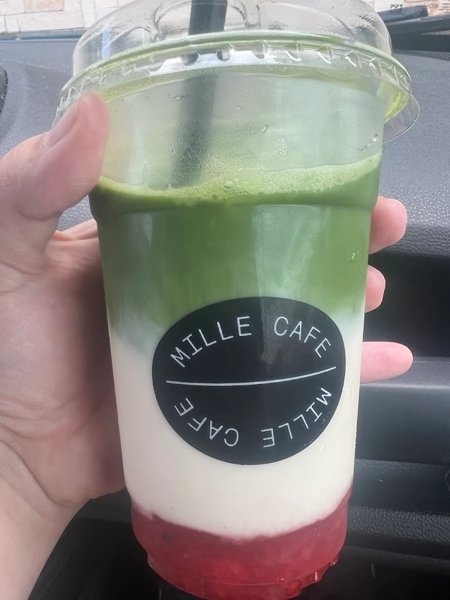 Strawberry Cream Matcha Drink