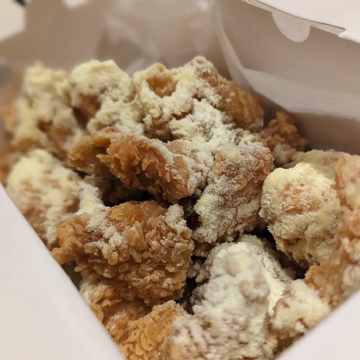 Boneless Chicken with Crack Dust