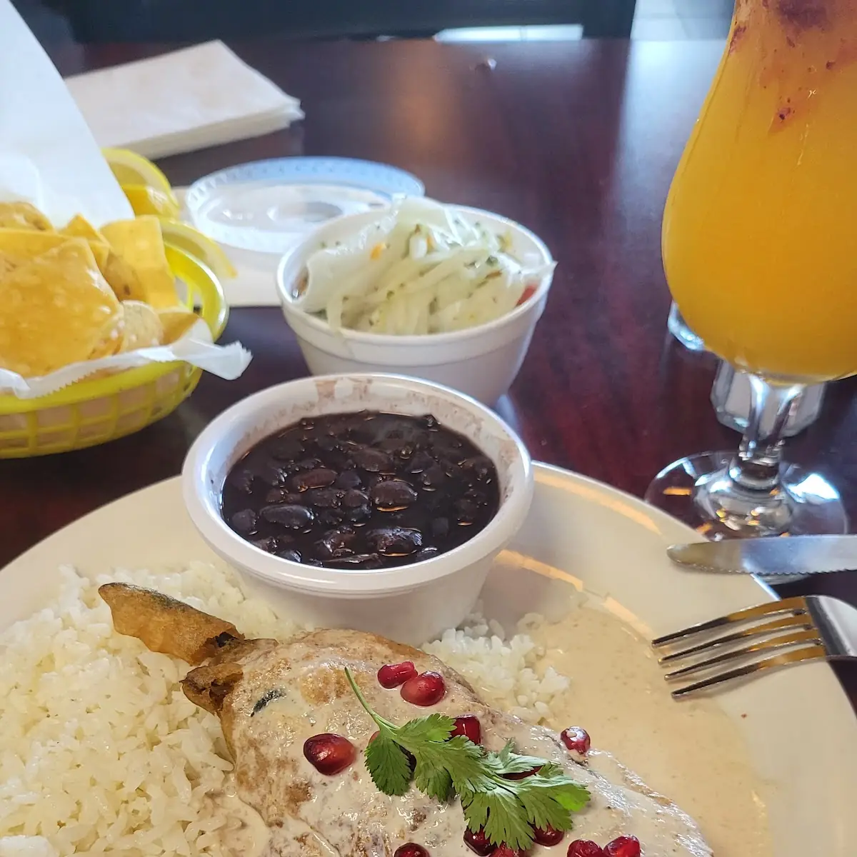 Chiles En Nogada