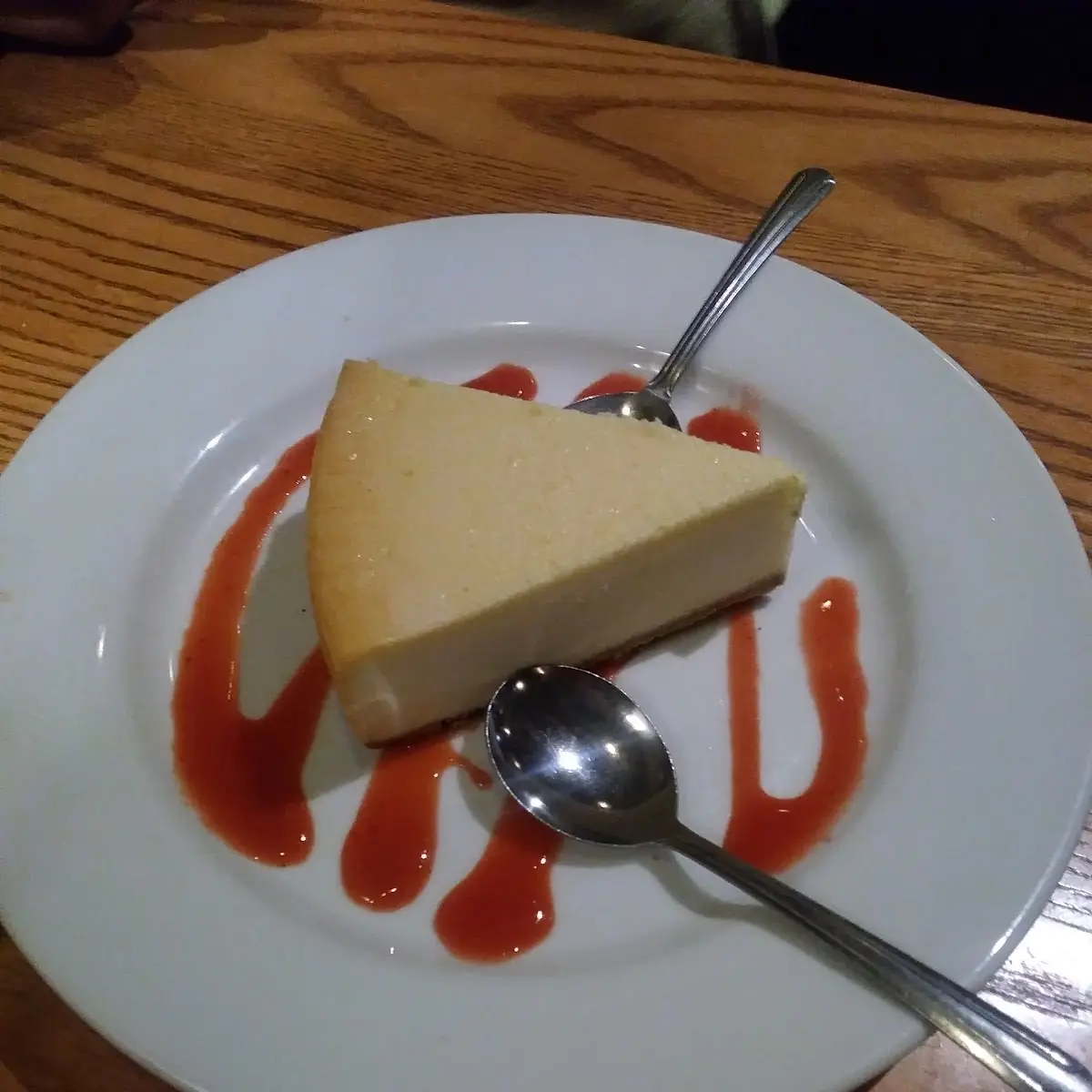 Cheese Cake with Strawberry Puree