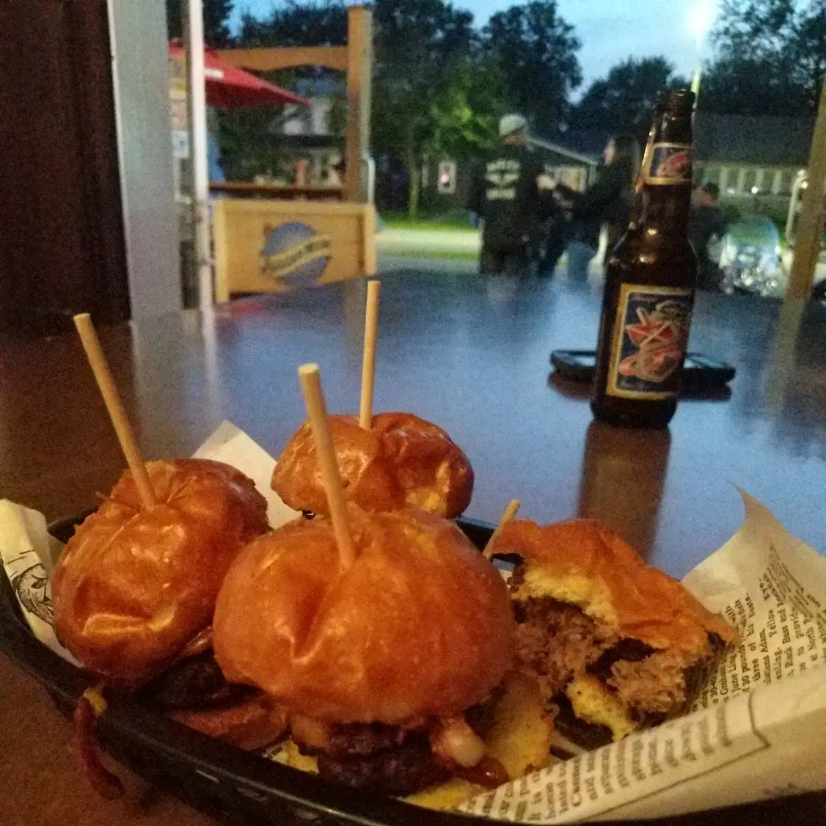 10 pm Sliders, Shooters Roadhouse