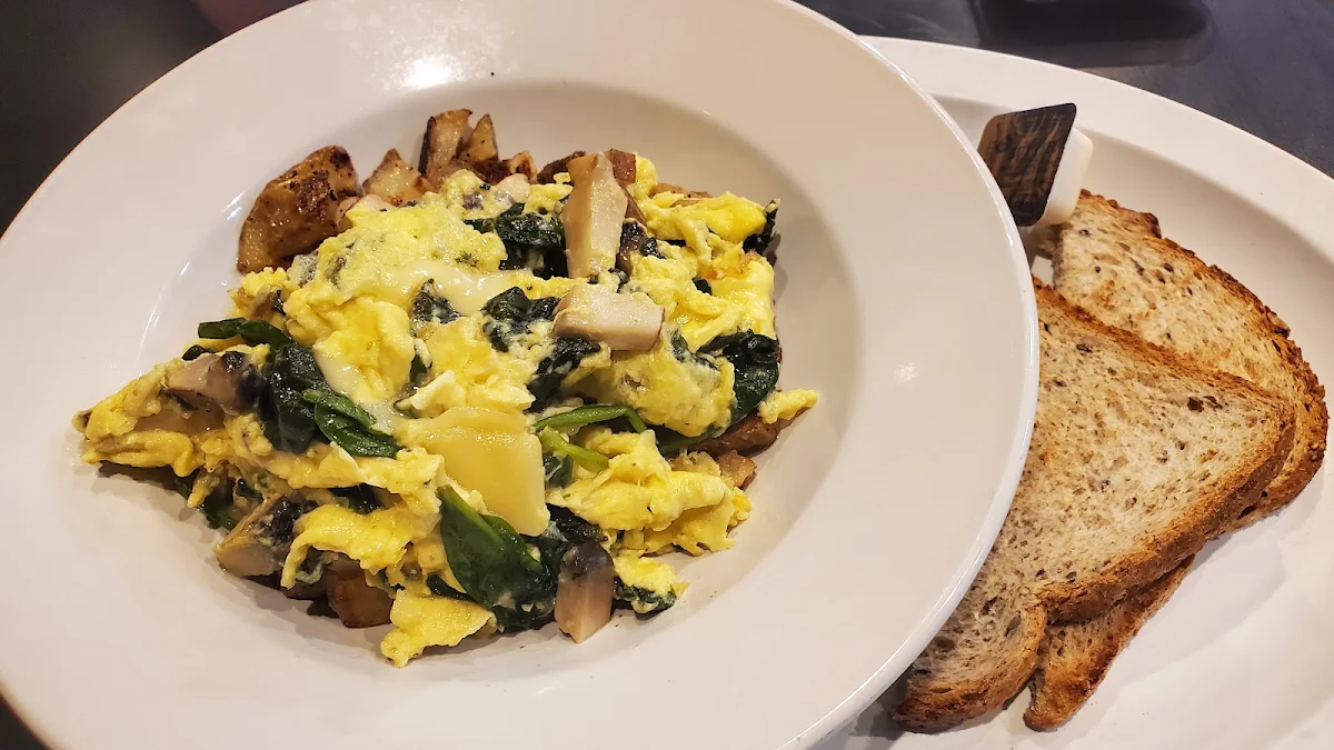 2 Scrambled Eggs