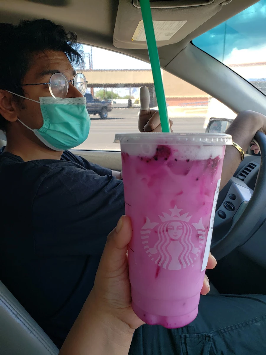 Mango Dragonfruit Refresher