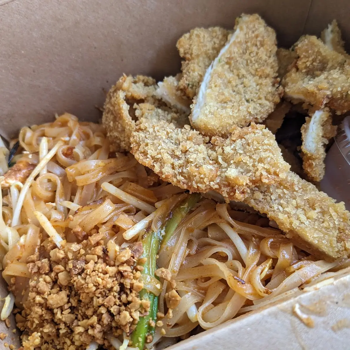Chicken Pad Thai