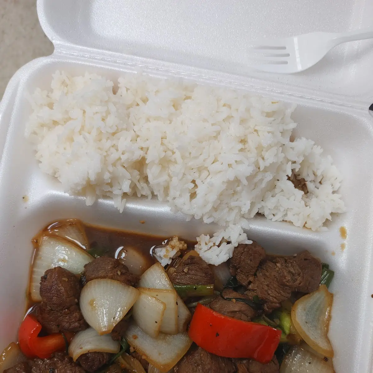 Shaken Beef Cơm Bò Lúc Lắc