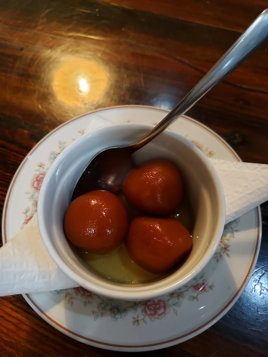 Gulab Jaman, Highway Host Restaurant