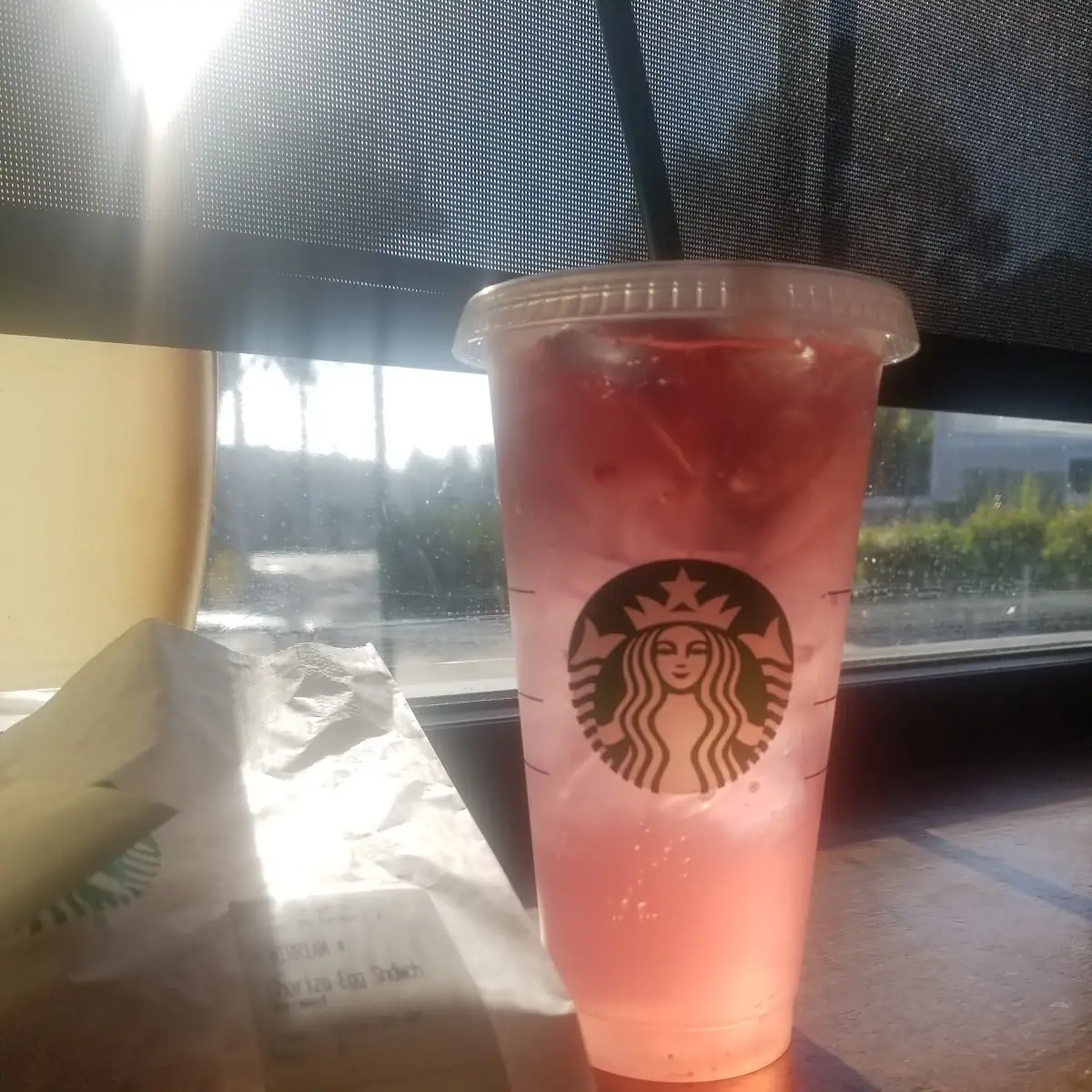 Strawberry Açaí Refreshers Beverage